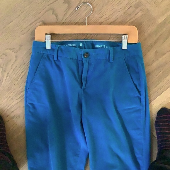Beautiful soft corduroy Gap Khakis - Picture 4 of 8
